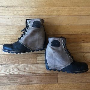 Sorel 1964 wedge bootie